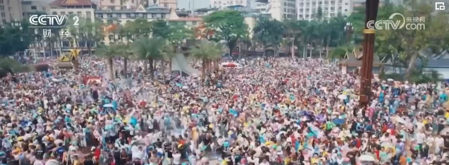 “三月三”“泼水节”,乐翻天!“传统节日+旅游”推动跨境游持续升温 “三月三”“泼水节”,乐翻天!“传统节日+旅游”推动跨境游持续升温