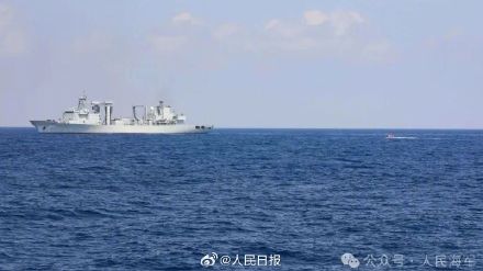 现场画面!第46批护航编队特战队员武力营救操演 现场画面!第46批护航编队特战队员武力营救操演