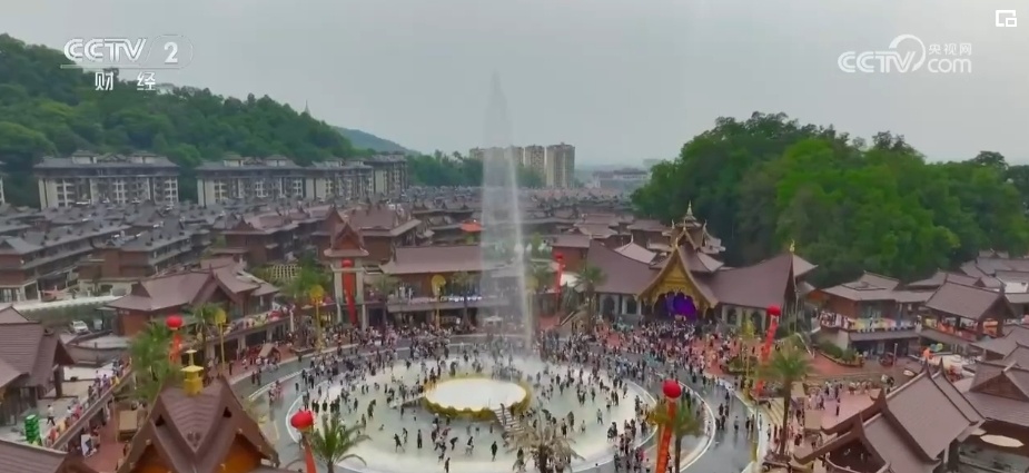 “三月三”“泼水节”,乐翻天!“传统节日+旅游”推动跨境游持续升温 “三月三”“泼水节”,乐翻天!“传统节日+旅游”推动跨境游持续升温