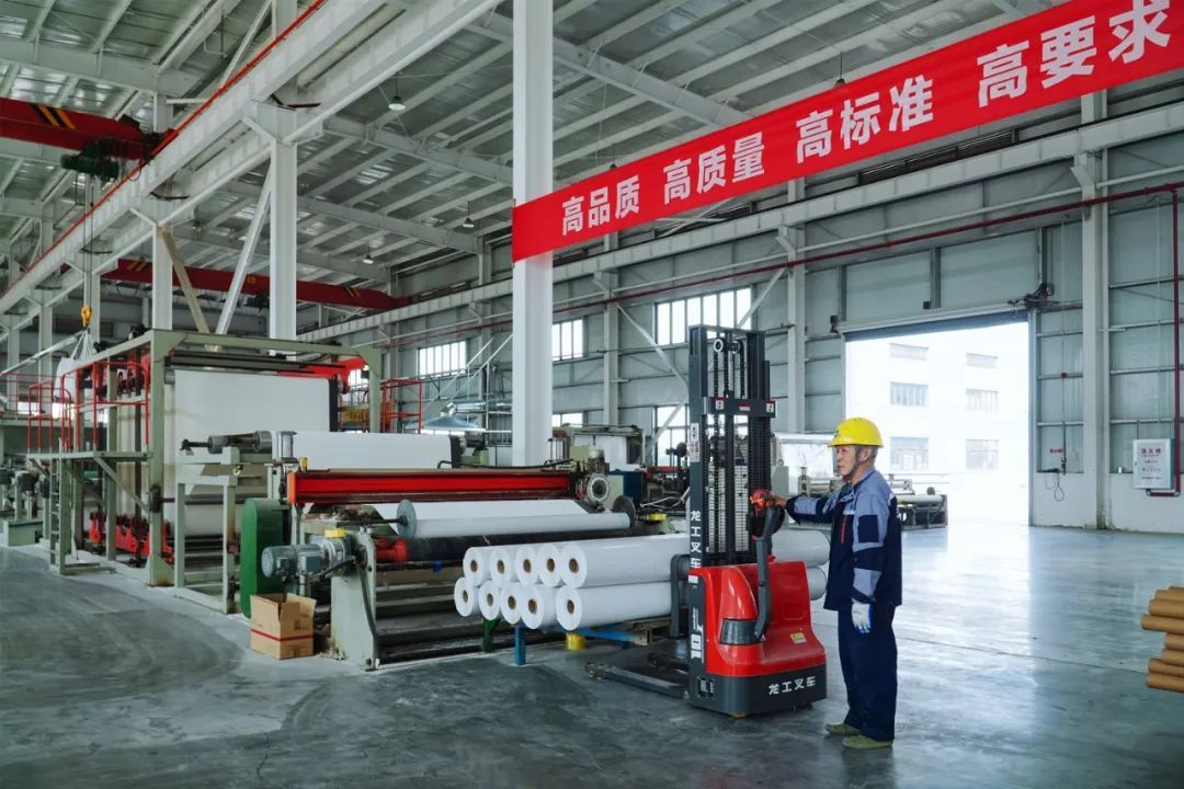 武汉女生25岁回国接手家族企业,现状公开 武汉女生25岁回国接手家族企业,现状公开