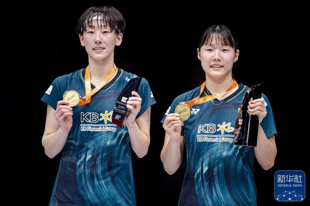 羽毛球亚锦赛丨张殊贤/郑雨获得女双亚军