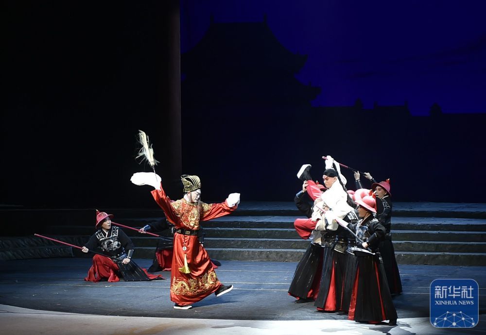 新编历史京剧《阳明悟道》在国家大剧院上演