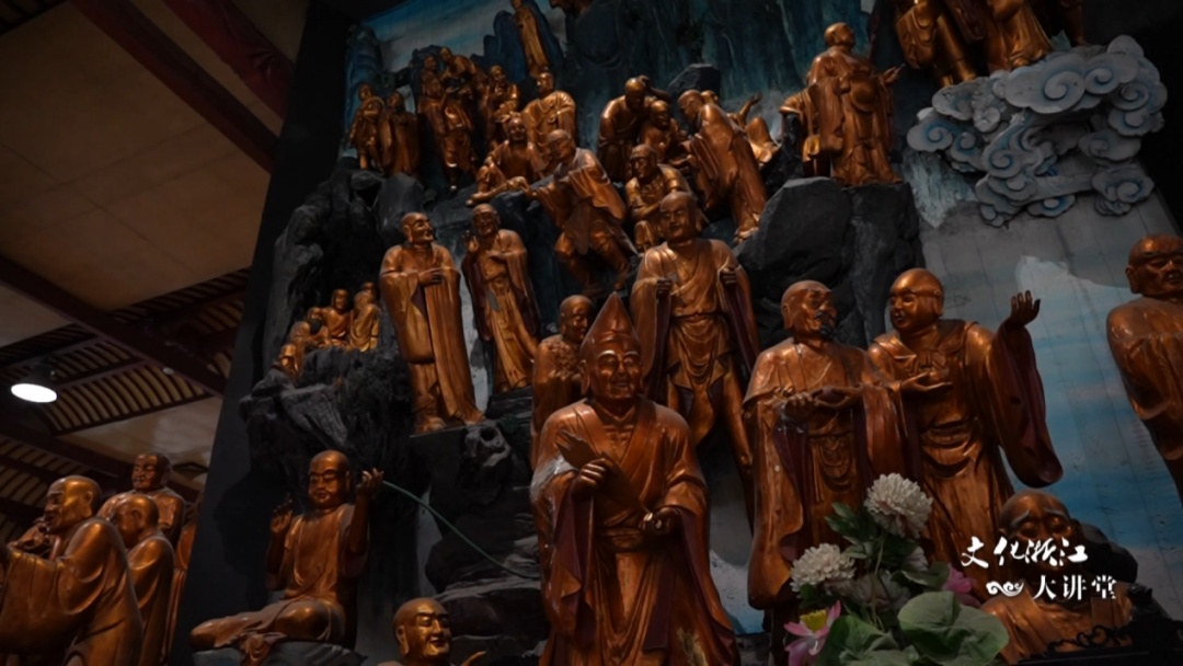 “鞋儿破,帽儿破,身上的袈裟破” 那个看似“疯癫”的济公其实出身显赫 “鞋儿破,帽儿破,身上的袈裟破” 那个看似“疯癫”的济公其实出身显赫