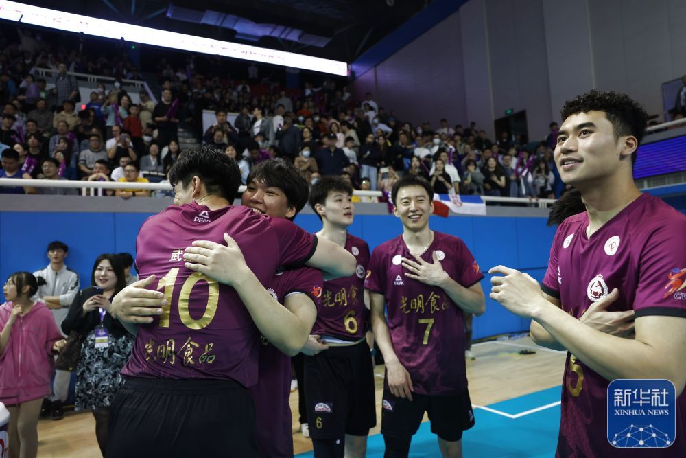 中国男排超级联赛：上海光明队夺得冠军