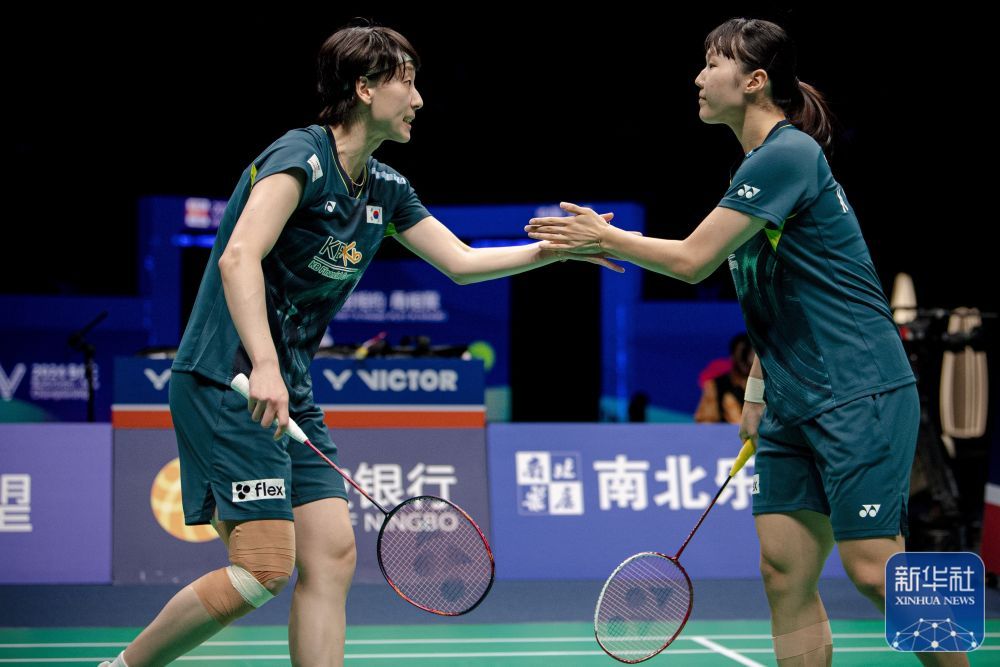 羽毛球亚锦赛丨张殊贤/郑雨获得女双亚军
