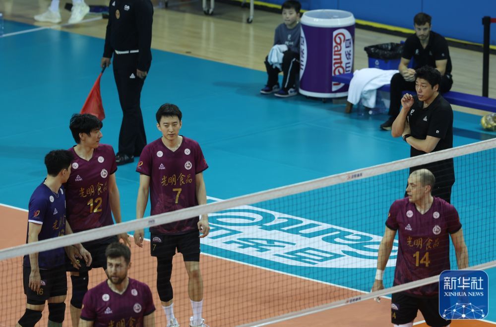 中国男排超级联赛：上海光明队夺得冠军