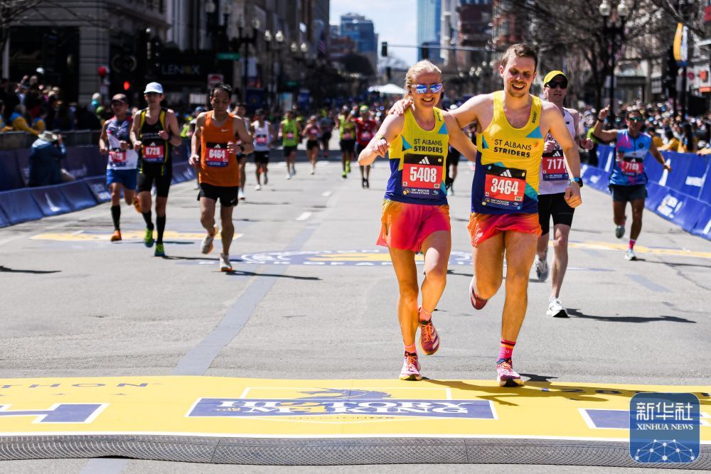第128届波士顿马拉松举行 第128届波士顿马拉松举行