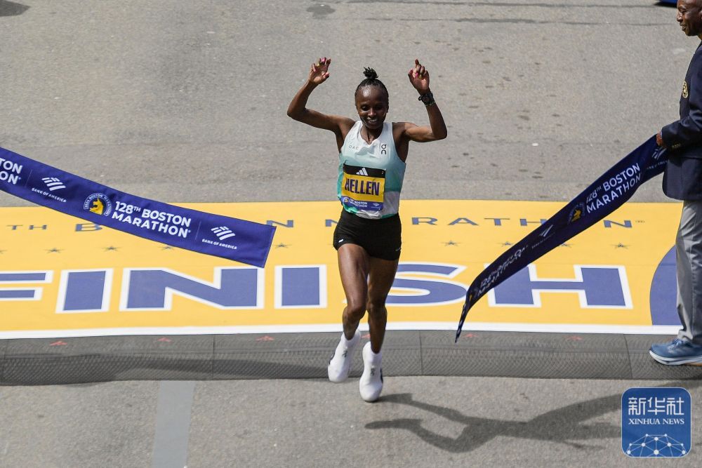 第128届波士顿马拉松举行 第128届波士顿马拉松举行