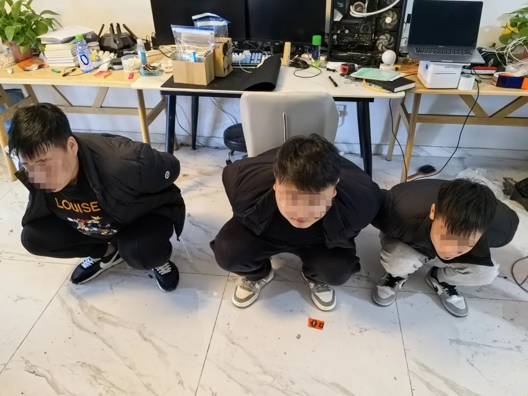 炒作“浦东海滩女童走失事件”,12人被起诉! 炒作“浦东海滩女童走失事件”,12人被起诉!