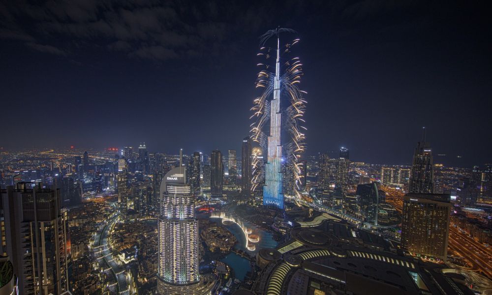 阿联酋遇罕见暴雨 迪拜一天雨量抵平常一年多