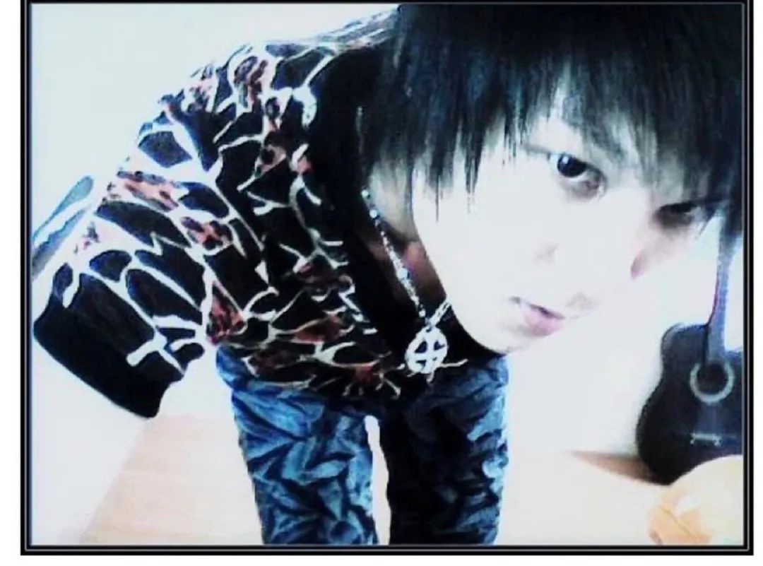 500万粉丝主播撞脸命案逃犯！警方：正在核实