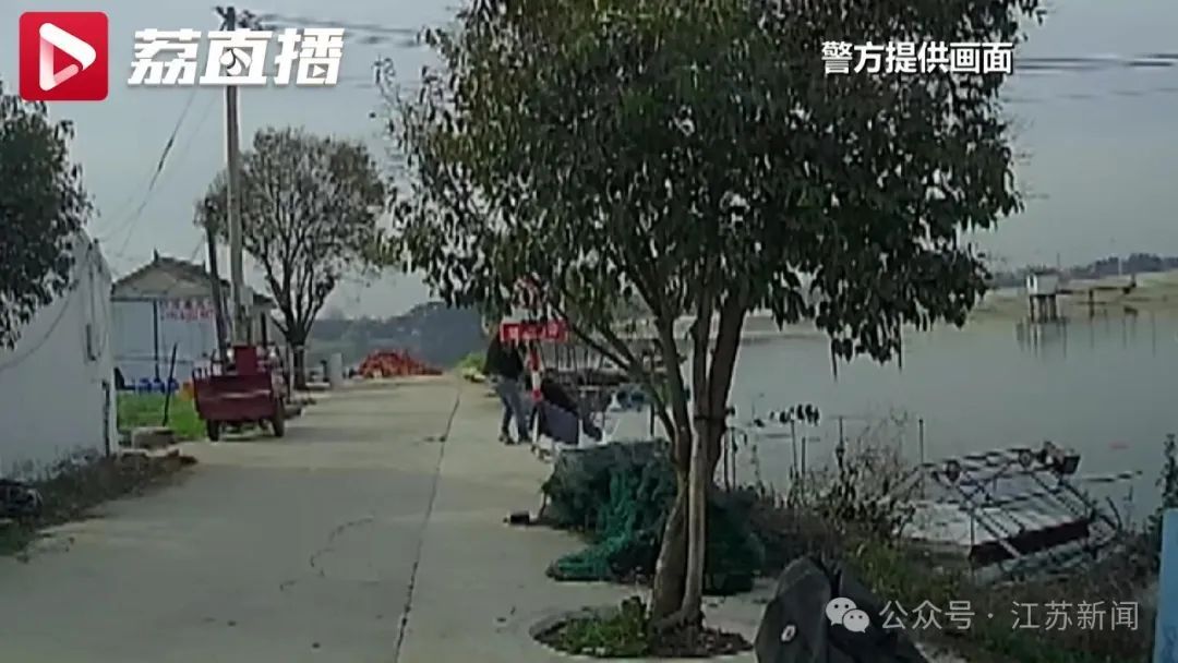 当“旱鸭子”遇上落水者，他这样救人，赞！