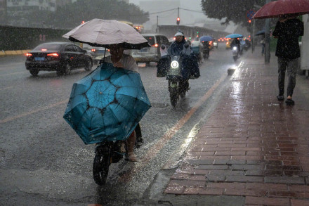 强飑线朝着粤东去了 ！广州风雨暂歇，未来一周广东强降水频繁