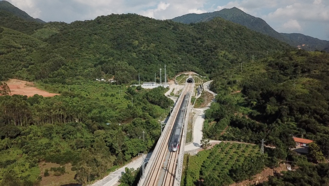 粤港澳大湾区“1小时生活圈”愿景变现实