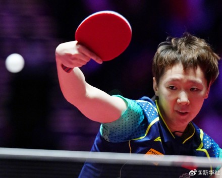 澳门国际乒联世界杯：王曼昱晋级8强