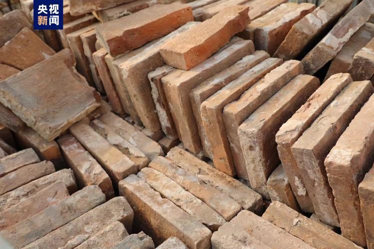 文物竟成陶瓷铺地砖?厦门海关查获2068块清代甓砖 文物竟成陶瓷铺地砖?厦门海关查获2068块清代甓砖
