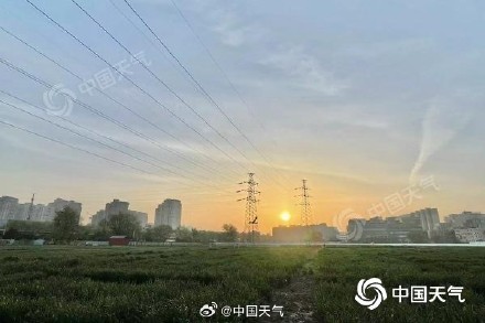北京今天最高气温将达28℃午后风力加大 明天将现明显降温