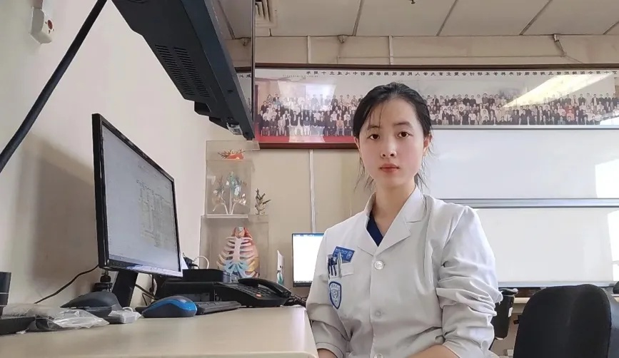 双胞胎姐妹，相逢在北大！