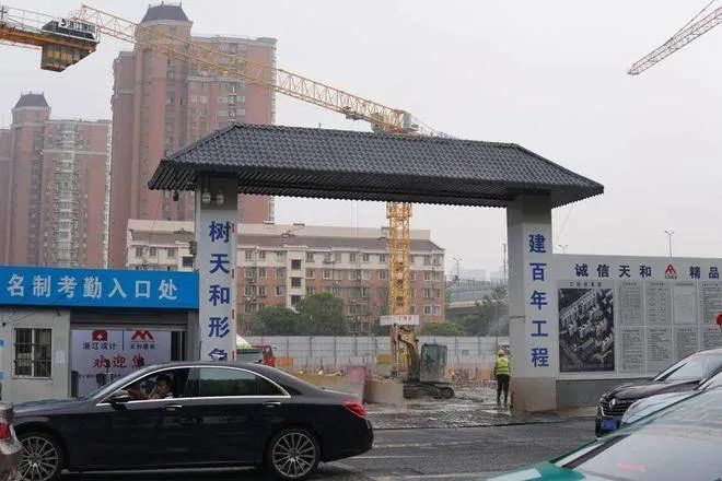 他们为何集资4.7亿将小区推倒重建？