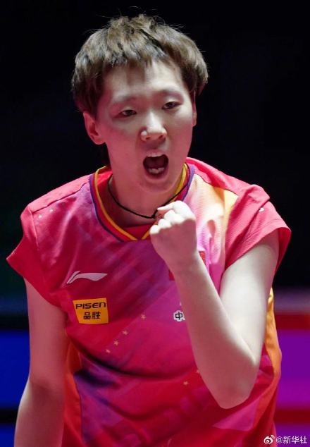 澳门国际乒联世界杯：王曼昱晋级四强