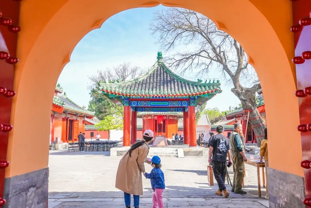 200多年来首次揭面纱!北京这处古建群今日对外开放→ 200多年来首次揭面纱!北京这处古建群今日对外开放→