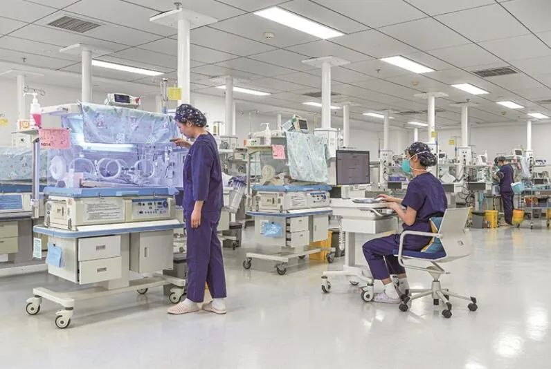 惊心动魄3小时！宁夏出生两天宝宝全身换血获新生