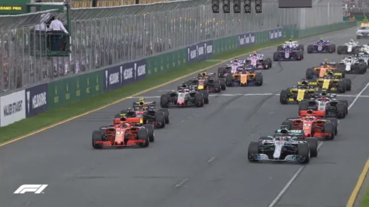 千名F1裁判入场!“从凌晨四点开始忙碌” 千名F1裁判入场!“从凌晨四点开始忙碌”