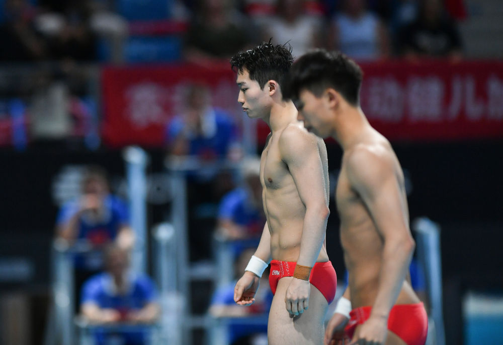 跳水 | 世界杯总决赛：龙道一/王宗源男子双人3米板夺冠