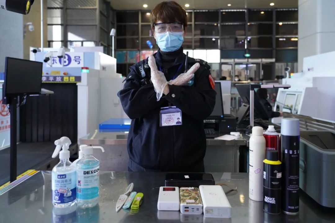 生海鲜、臭豆腐……能带上火车吗？