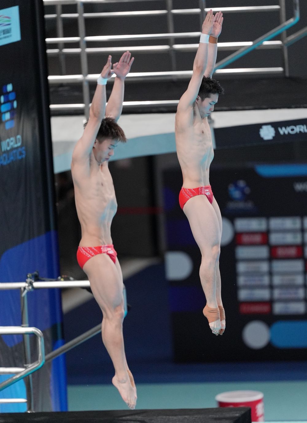 跳水 | 世界杯总决赛：龙道一/王宗源男子双人3米板夺冠