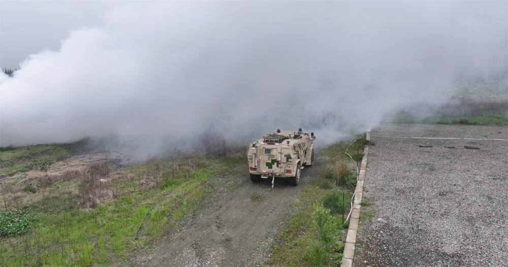 陆军第77集团军某旅:全流程综合演练锤炼防化兵实战能力 陆军第77集团军某旅:全流程综合演练锤炼防化兵实战能力