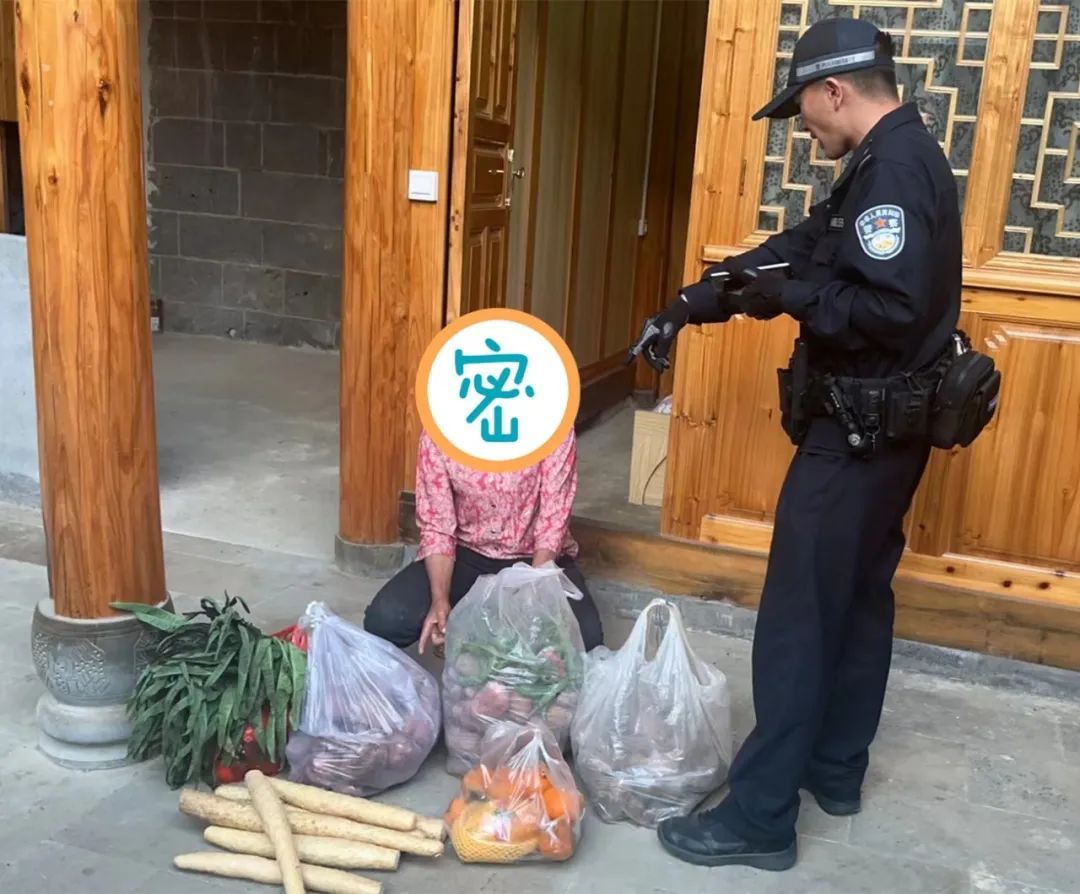 现实中上演“开心农场”偷菜被抓