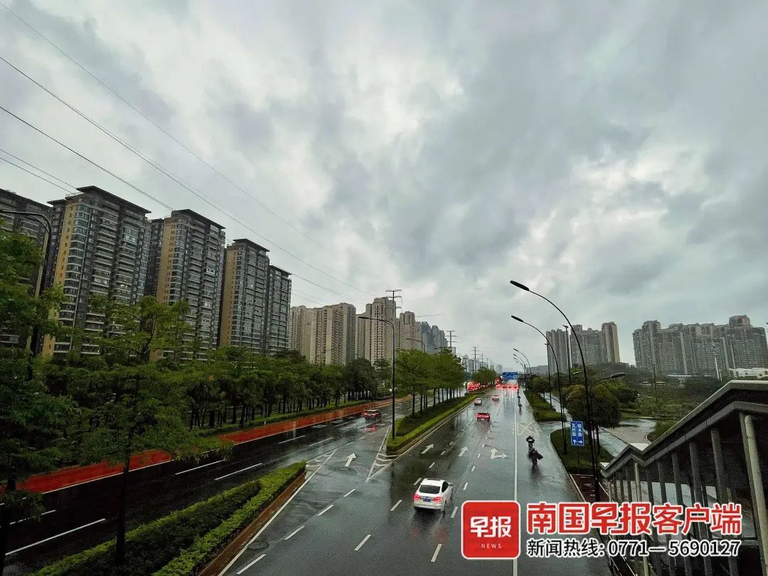 南宁狂风暴雨上线！多预警齐发！广西又有暴雨+雷暴大风+冰雹来袭……
