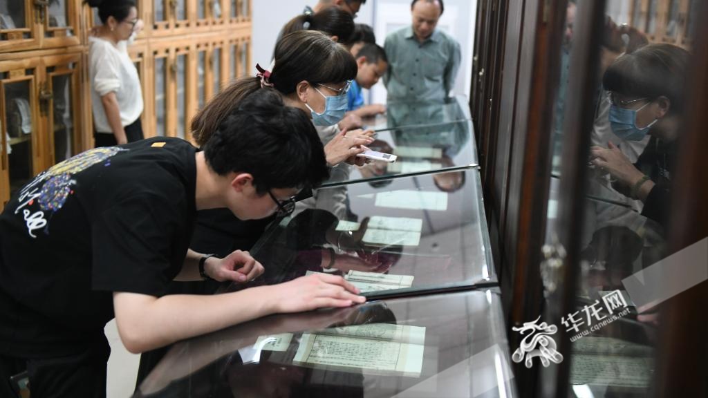 12部珍贵古籍首次面向公众展出 就在重庆！