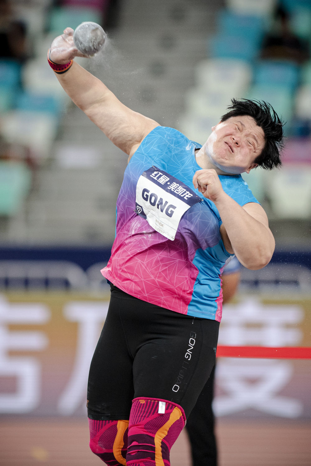 田径 | 钻石联赛厦门站：巩立娇夺得女子铅球冠军