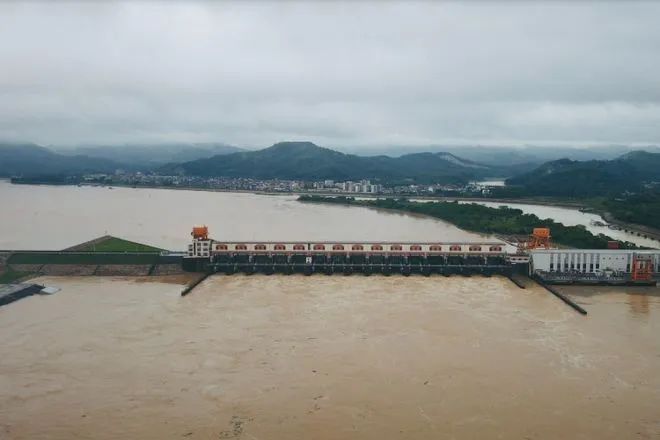 广东北江干流已全线出现洪峰，近期降雨为何又多又强？