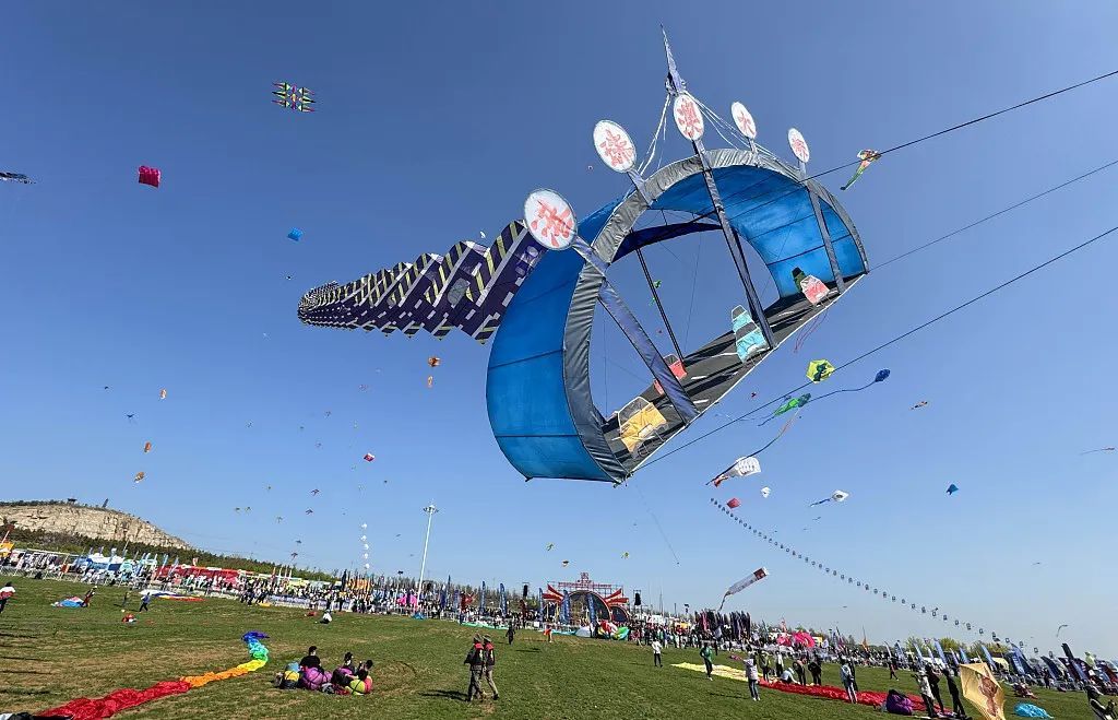 一根线,让港珠澳大桥“上天”了 一根线,让港珠澳大桥“上天”了