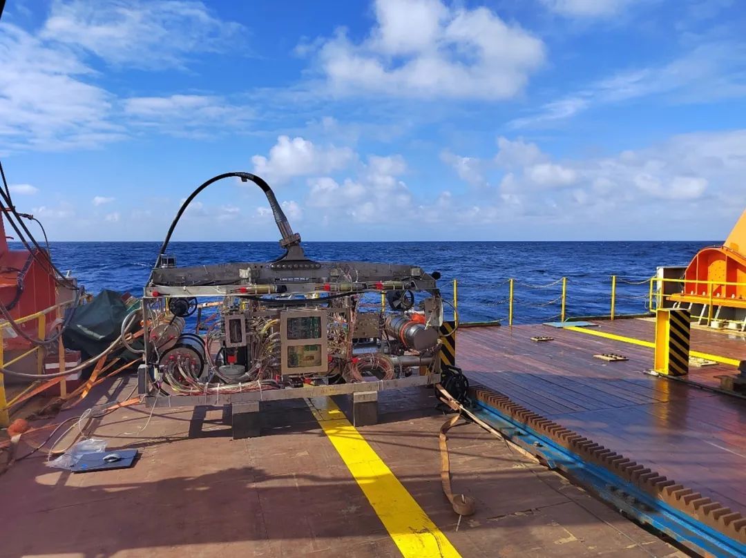 科技资讯|“中国天眼”发现新脉冲星数量突破900颗 等 科技资讯|“中国天眼”发现新脉冲星数量突破900颗 等