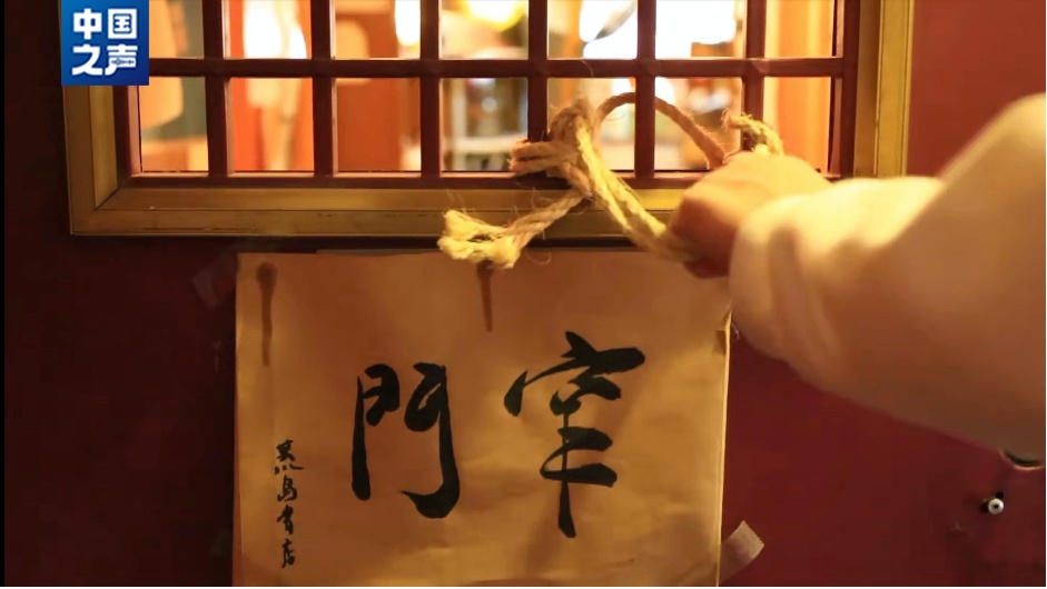 学生自营、不卖畅销书！这家“荒岛书店”有何特别之处？