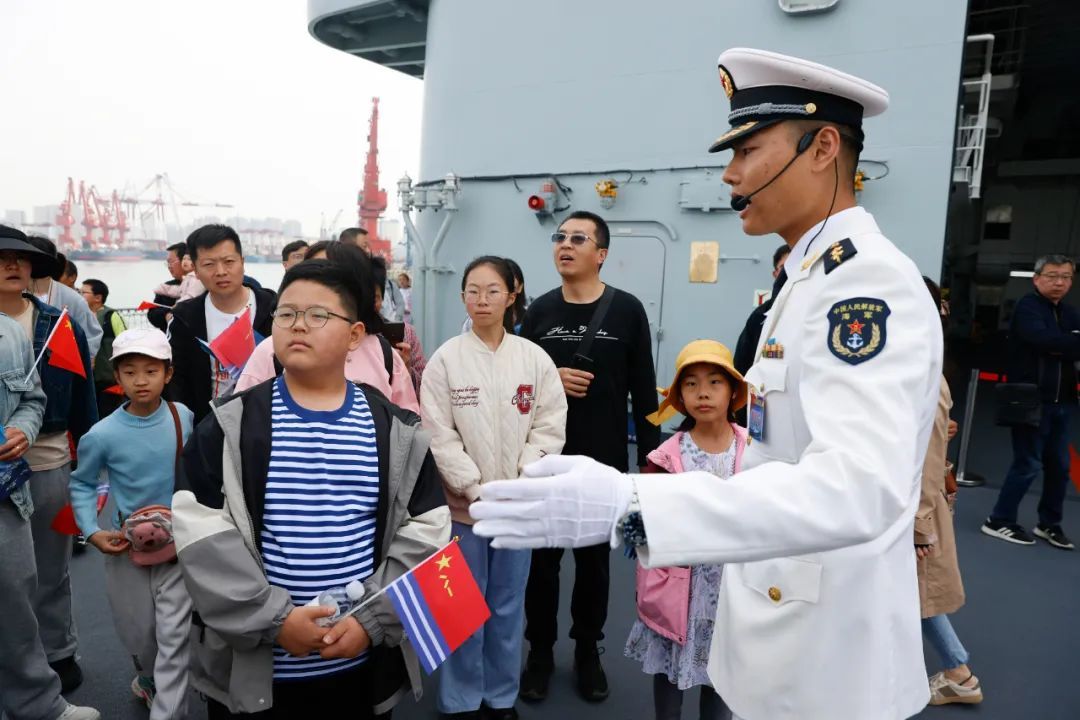 “毛豆”，北海舰队欢迎你“回家”！