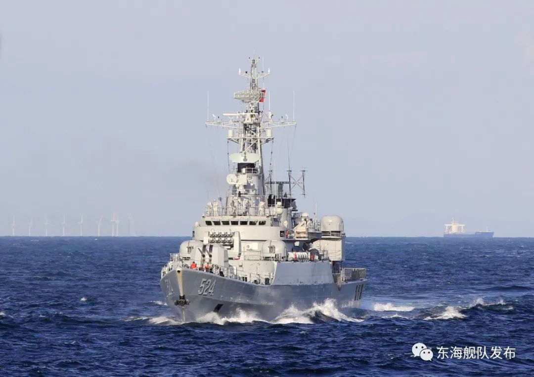 亮“舰”!一起来看“福建籍”舰队→ 亮“舰”!一起来看“福建籍”舰队→