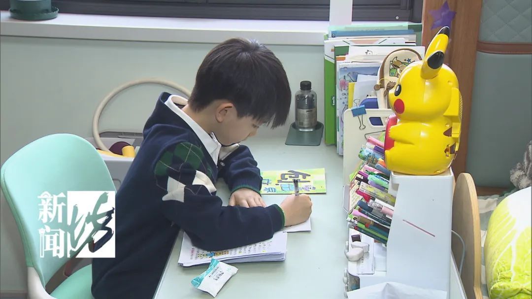 冲上热搜!这件事,很多人输给了上海小学生→ 冲上热搜!这件事,很多人输给了上海小学生→