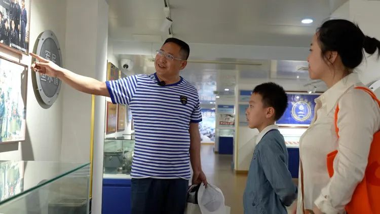 166舰老兵：“海军”是我这一生最光荣的名字