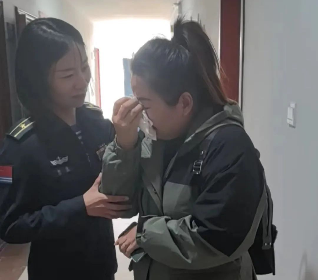 刷优待卡乘车被质疑的男孩，来青岛了！