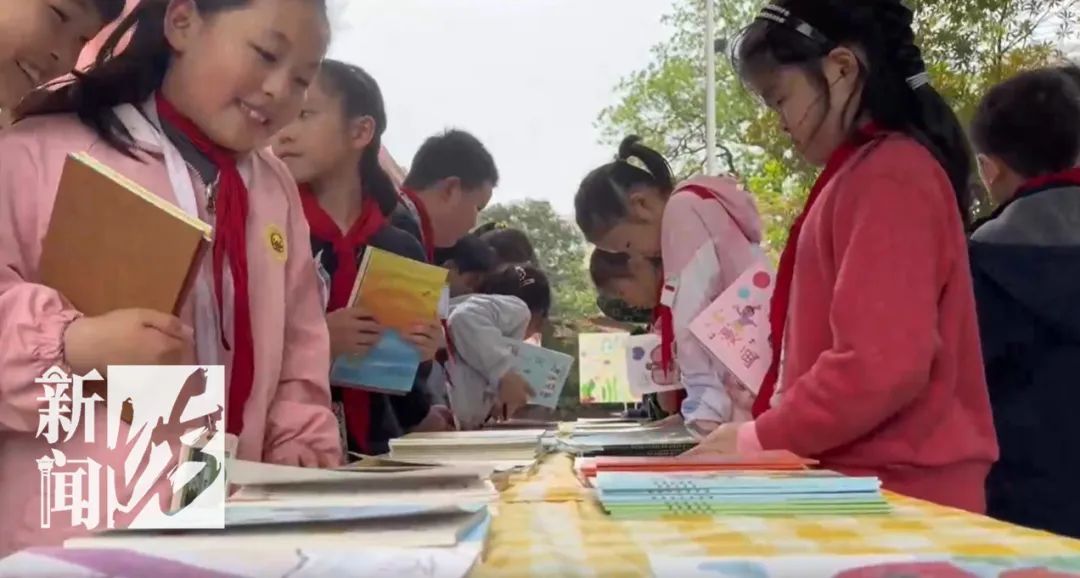 冲上热搜!这件事,很多人输给了上海小学生→ 冲上热搜!这件事,很多人输给了上海小学生→