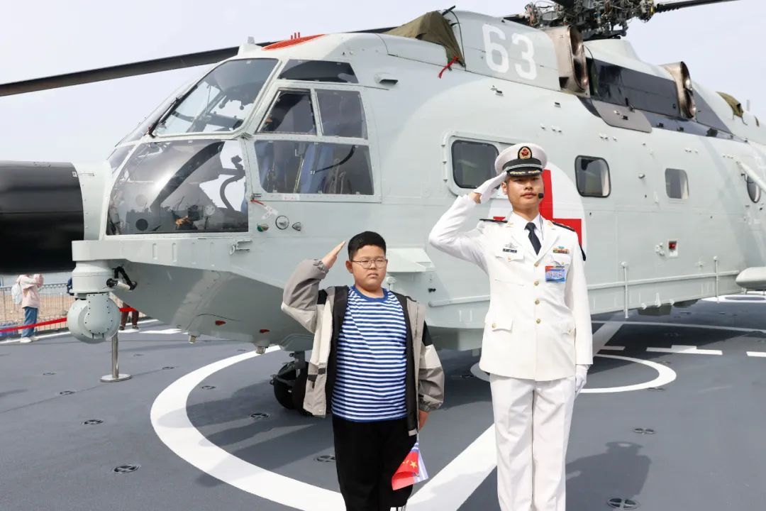 “毛豆”，北海舰队欢迎你“回家”！