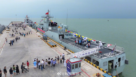 登舰！这场军营开放日实力“圈粉”