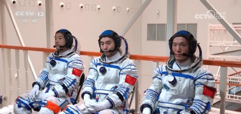 “80后”航天员李聪：挑战自我 期待首次太空旅程完美呈现