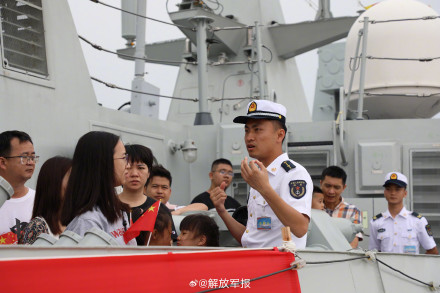 登舰！这场军营开放日实力“圈粉”