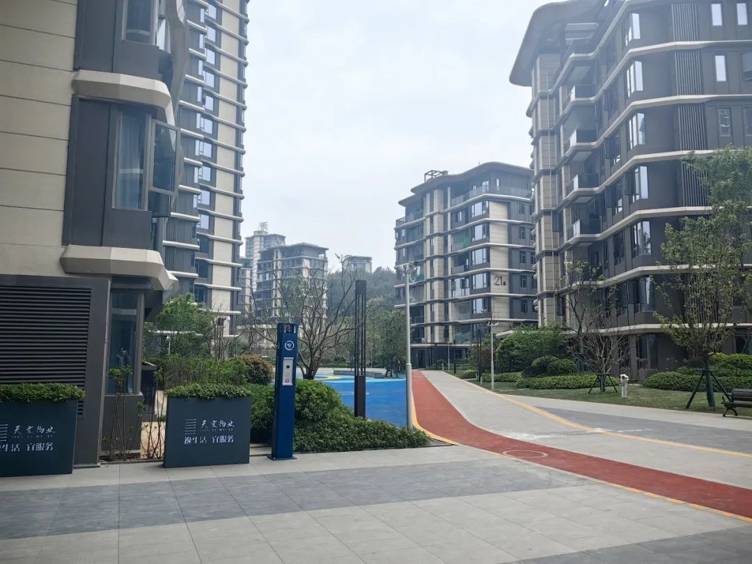 白云一小区信号存“盲区”！三大运营商现场核查处置